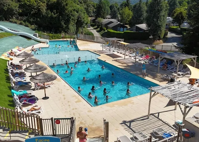 Mobil 6 Pers. Avec Terrasse - Api-1-52-1300 Campingplads Saint-Geniez-dʼOlt