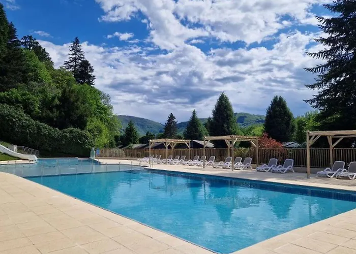 Campingplads Mobil 6 Pers. Avec Terrasse - Api-1-52-1300 Saint-Geniez-dʼOlt